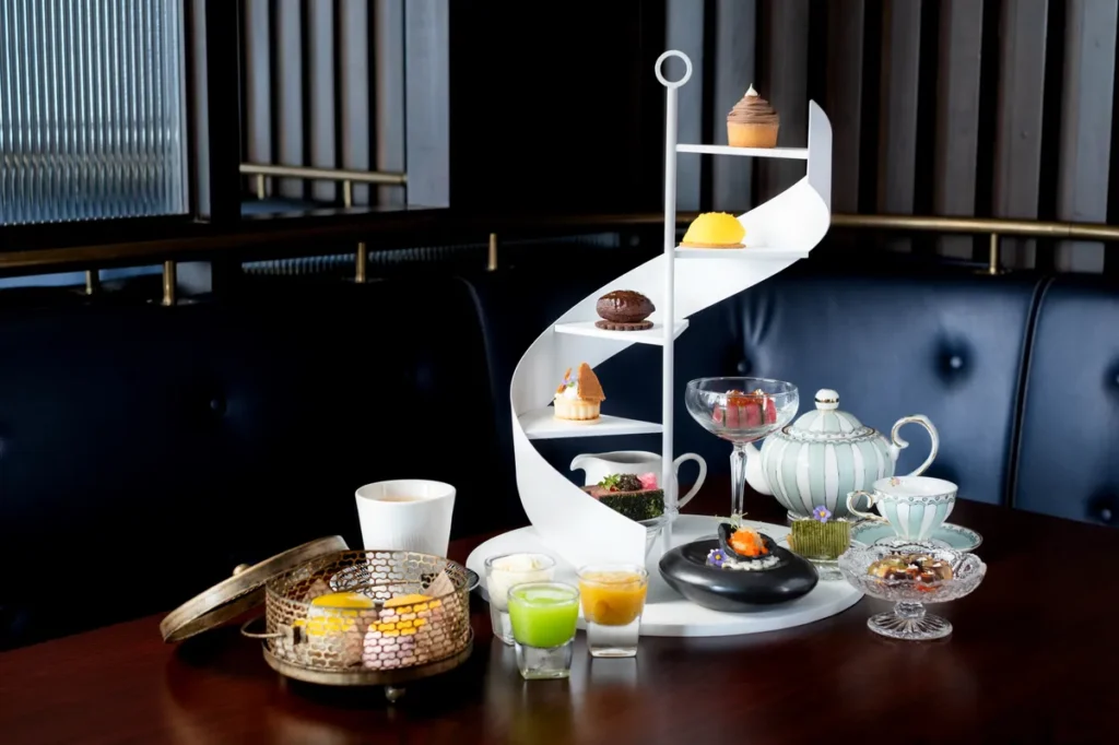 137 Pillars Suites Bangkok、19世紀のジャポニスムに想いを馳せる新作アフタヌーンティー「The Art of Japonisme」を発表
